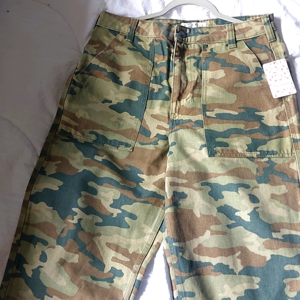 Free people camouflage pants sz.31